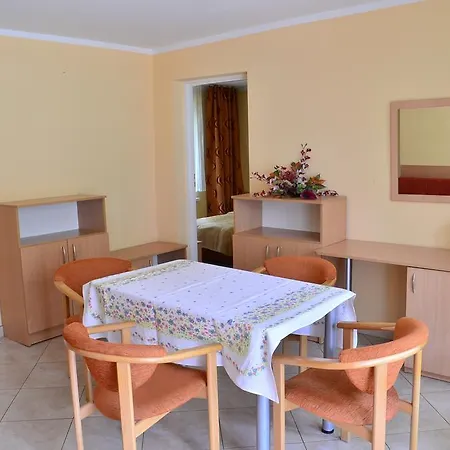 Üdülőközpont Osrodek Szkoleniowo-wypoczynkowy Gwarek *